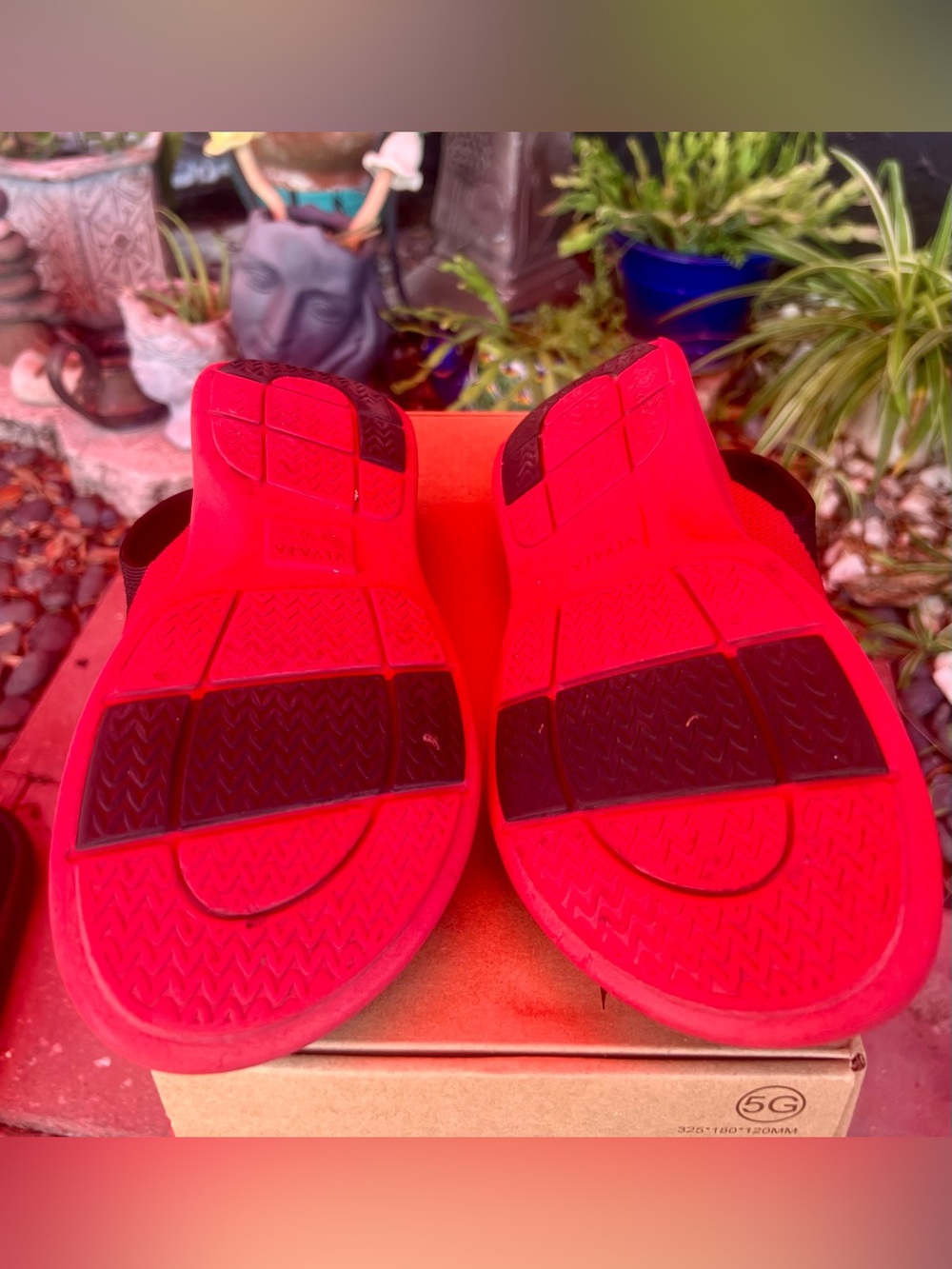 VIVAIA Red/Black Elastic Back Strap Walker Sandals (Kara 2.0) Women’s Size 9 - Picture 5 of 9